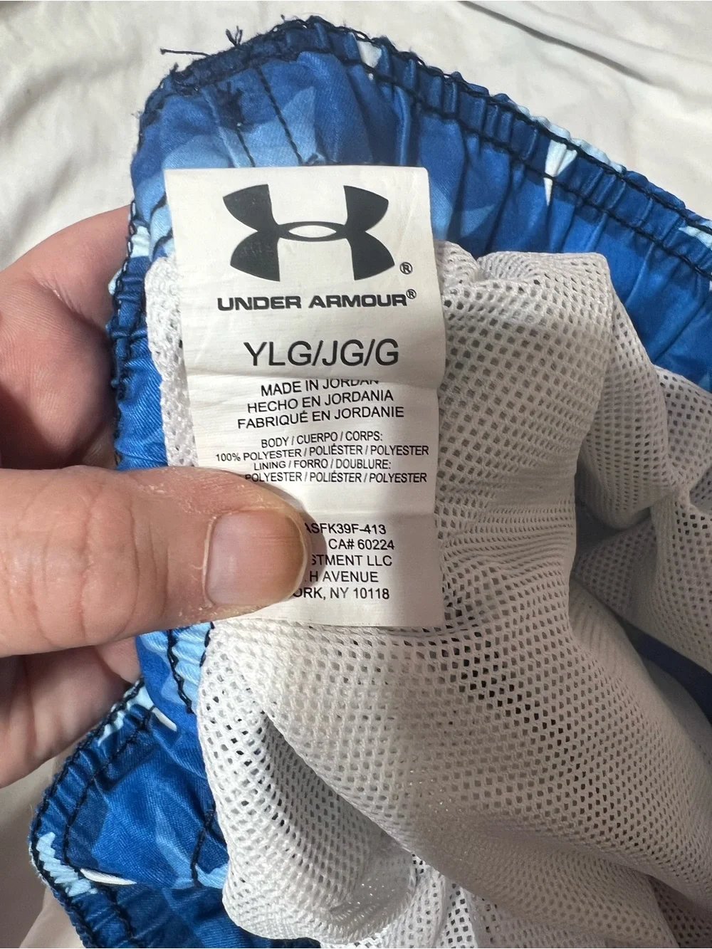 Under Armour Boy’s Red/White/Blue Star Print Swim Trunks NWOT